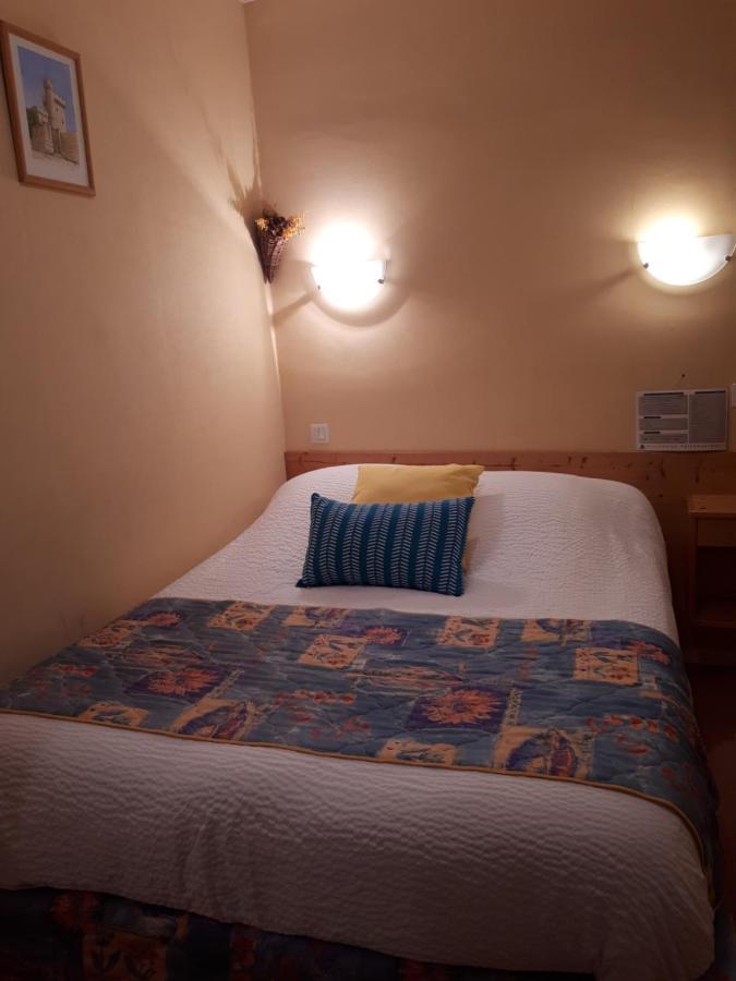 Logis Hotel Le Ceans Orpierre Kültér fotó