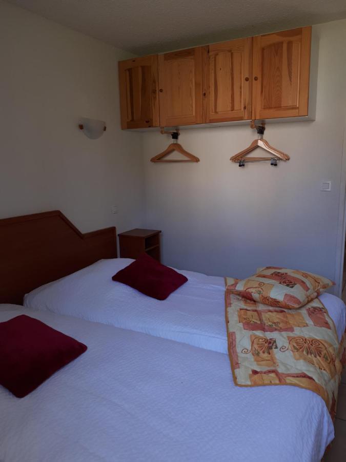 Logis Hotel Le Ceans Orpierre Kültér fotó