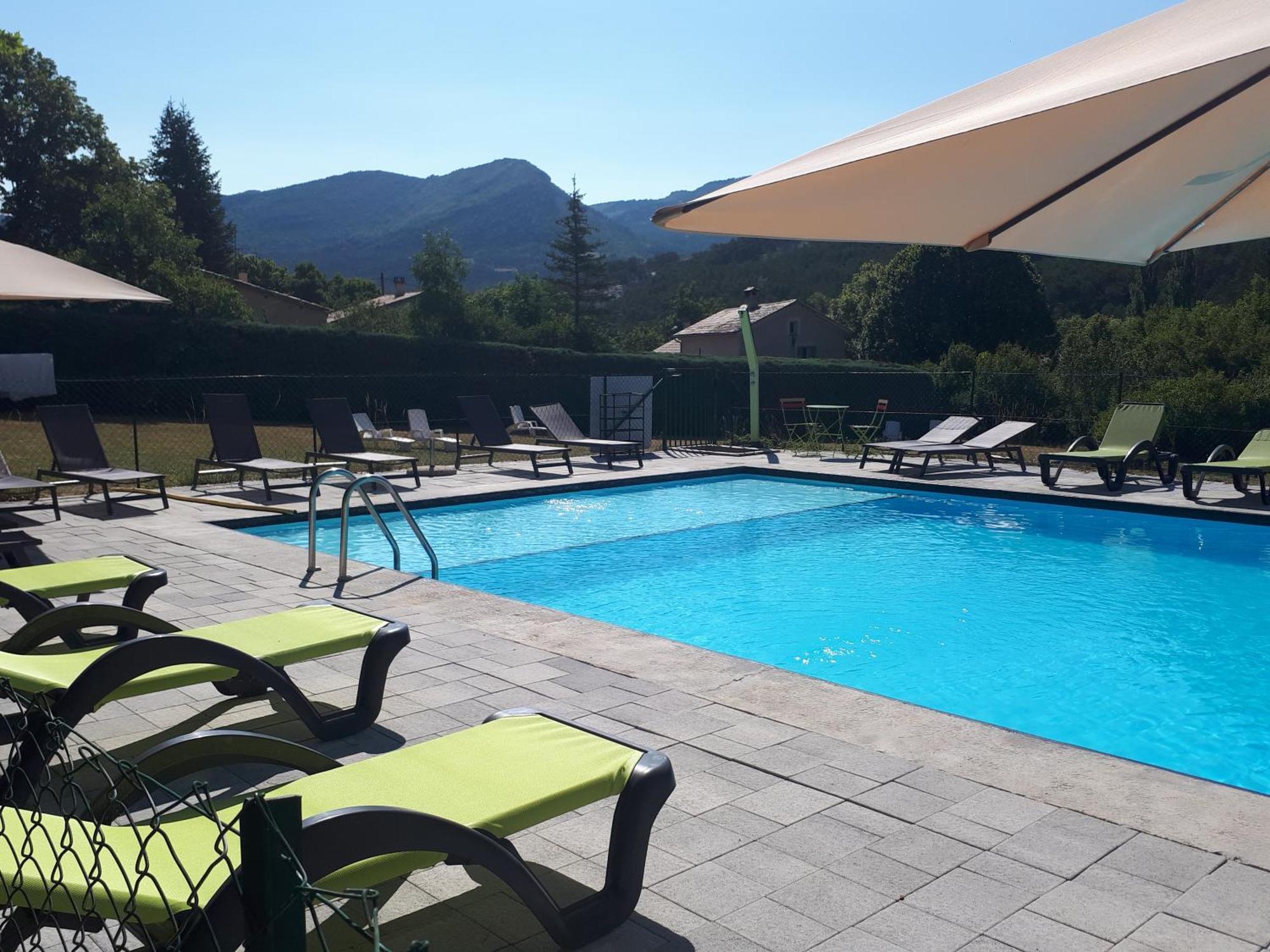 Logis Hotel Le Ceans Orpierre Kültér fotó